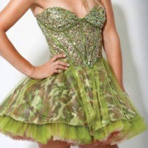 JOVANI PUFFY SHORT PARTY DRESS 7828 WITH CAMO PRINT SKIRT - Size 8 NWOT